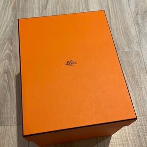 Hermes picton 18 box